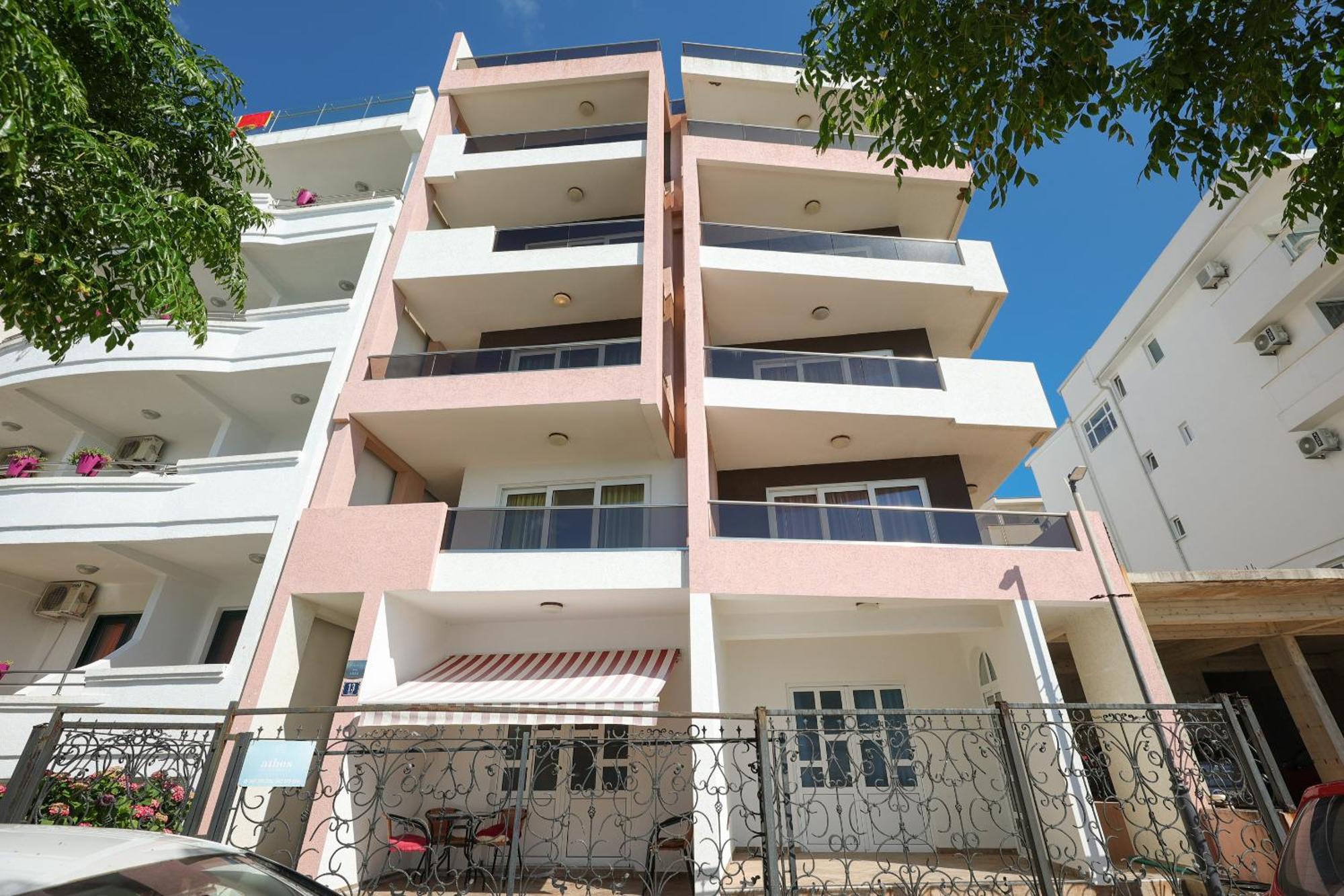 דוברה וודה Athos Apartments Dobre Vode מראה חיצוני תמונה