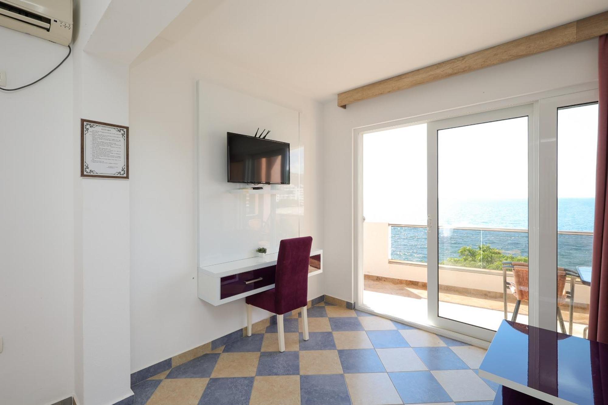 דוברה וודה Athos Apartments Dobre Vode מראה חיצוני תמונה